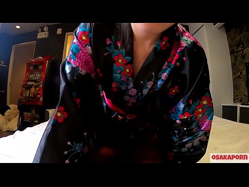 ❤️ Ung cosplay tjej älskar sex till orgasm med en spruta i en hästskötare och en avsugning. Asiatisk tjej med hårig fitta och vackra bröst i traditionell japansk dräkt i amatörvideo som visar onani med knullleksaker. Sakura 3 OSAKAPORN. ❤ Sexvideo at sv.com-porn-kai.ru ❤