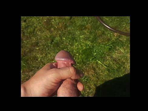 ❤️ Heta heta tjejen får sin rosa fitta knullad och kommer med en spruta i en sommarträdgård ❤ Sexvideo at sv.com-porn-kai.ru ❤